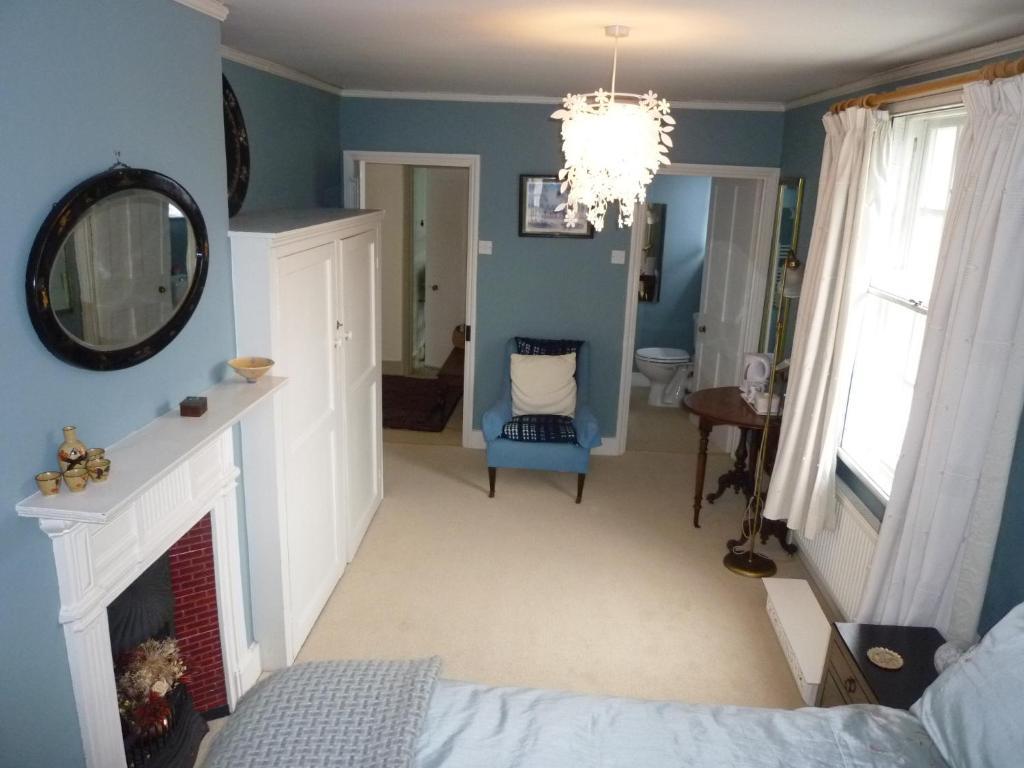 Manor Cottage Bed And Breakfast Windsor Buitenkant foto