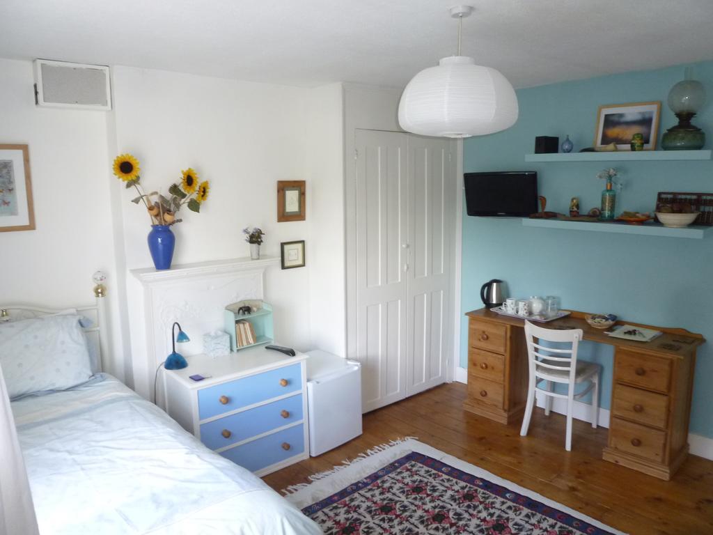 Manor Cottage Bed And Breakfast Windsor Buitenkant foto