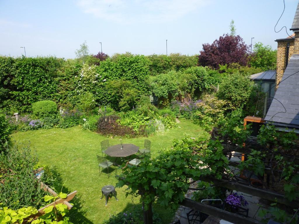 Manor Cottage Bed And Breakfast Windsor Buitenkant foto